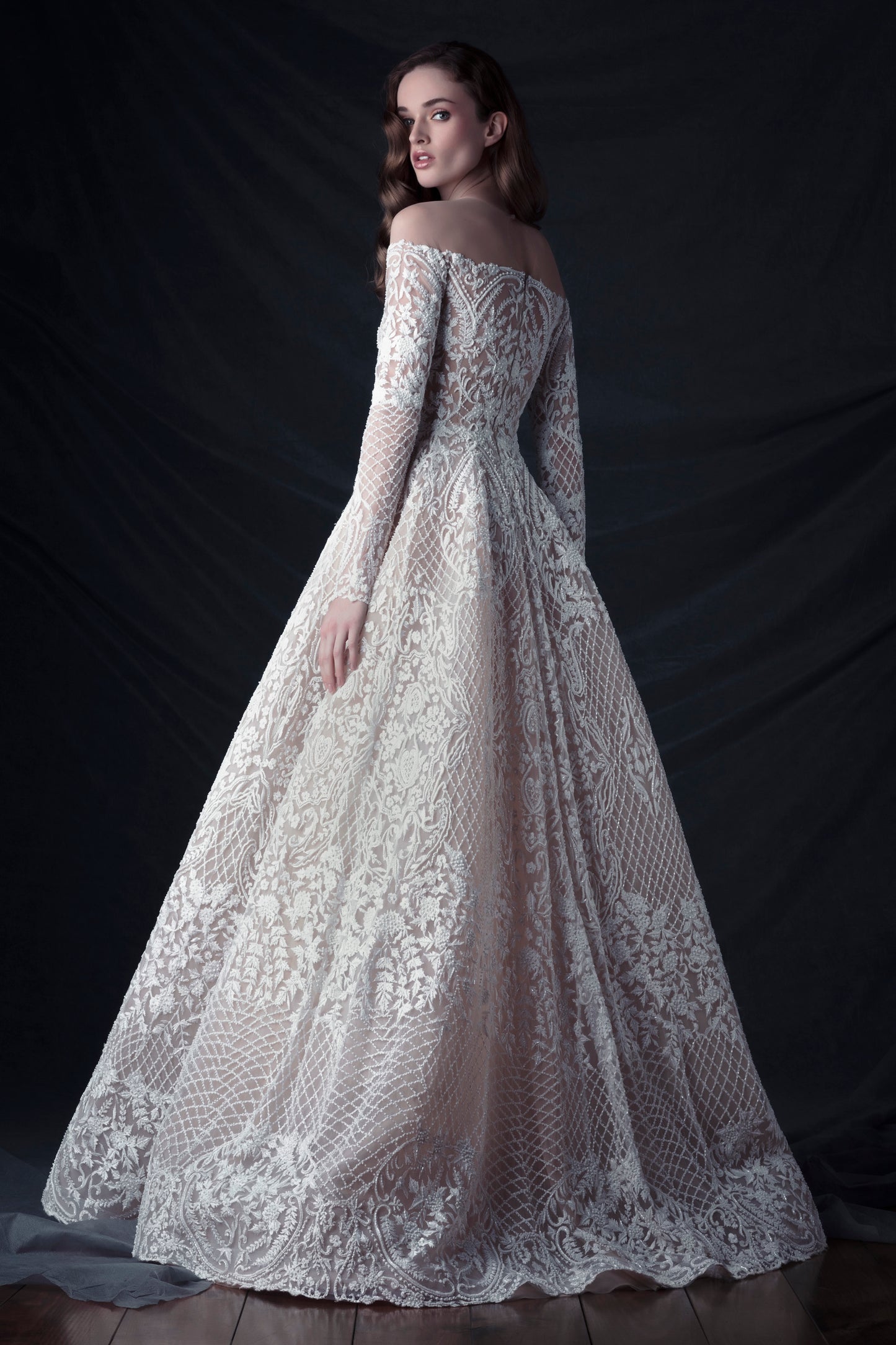 Look 16