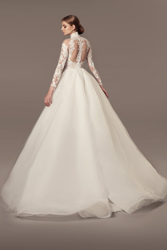 Look 11