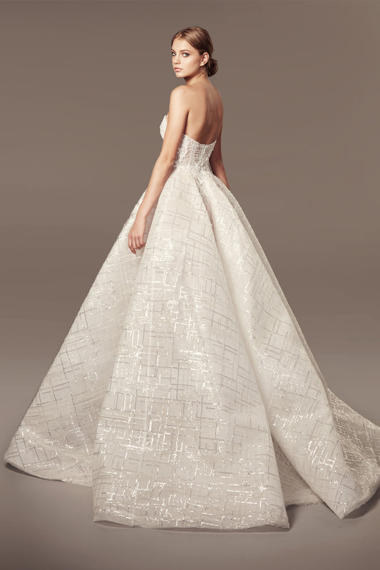 Look 12