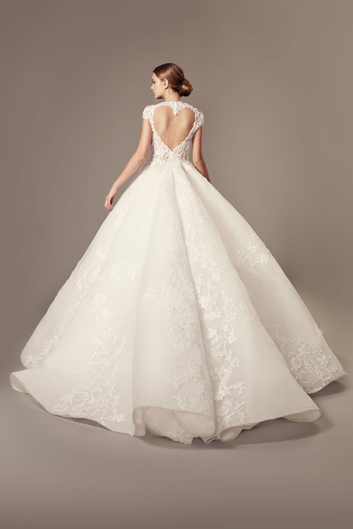 Look 15